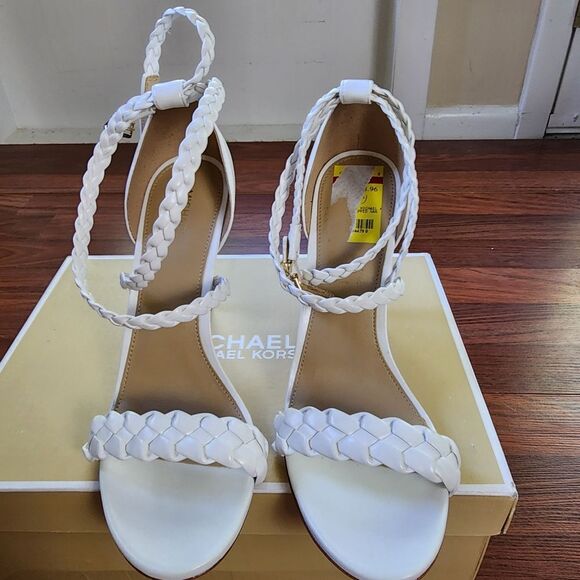 Michael Michael Kors White Astrid Wrapped Sandal 9.5 NIB - Picture 6 of 12